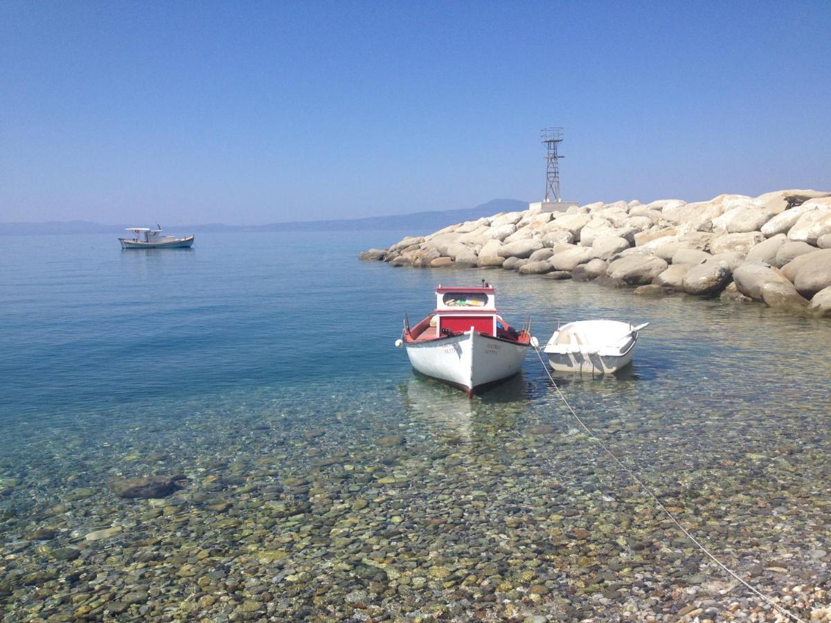 דירות Akrogiali Agali 2 Maizonette Front Of The Sea מראה חיצוני תמונה