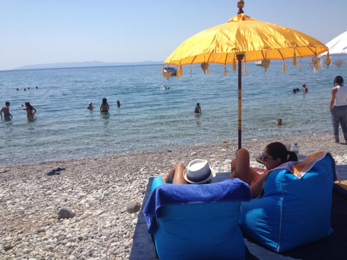 דירות Akrogiali Agali 2 Maizonette Front Of The Sea מראה חיצוני תמונה